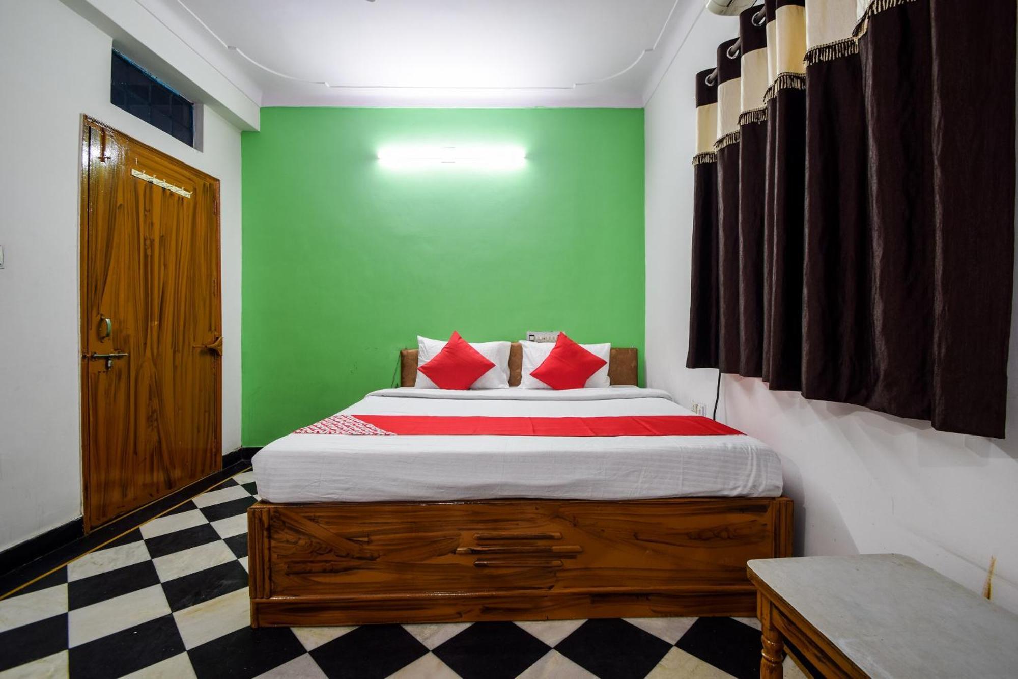 Hotel O Vip Udaipur Esterno foto