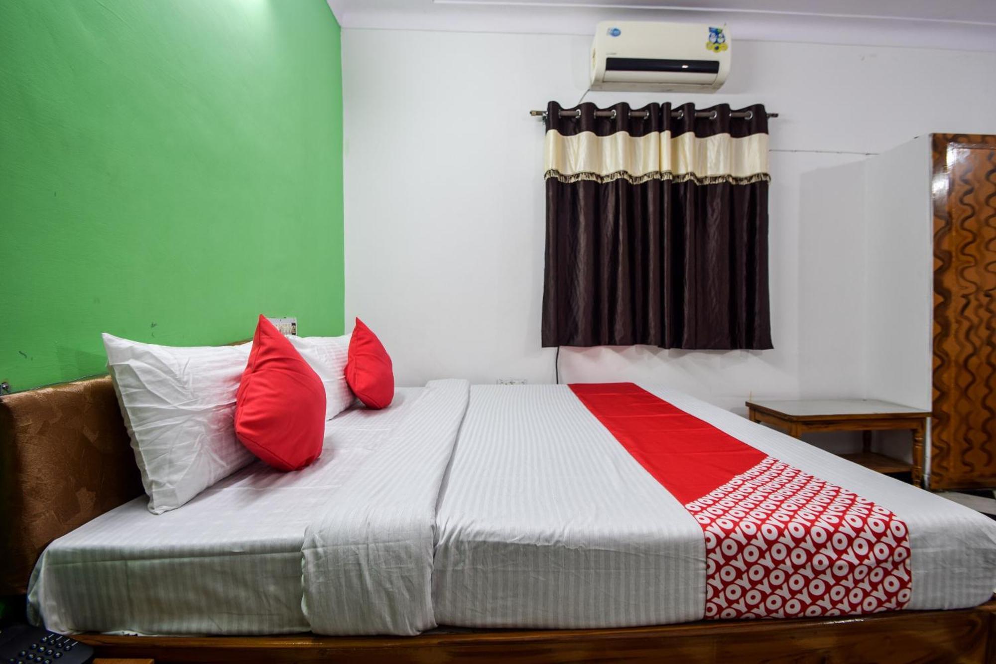 Hotel O Vip Udaipur Esterno foto